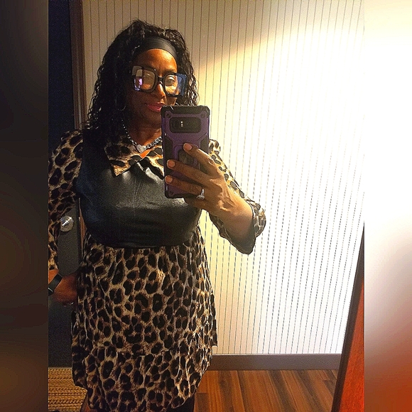 Shop the look ..definitely was a cutie at the office - Picture 4 of 4